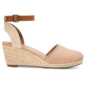 New‼️ Style & Co. light pink Wedges